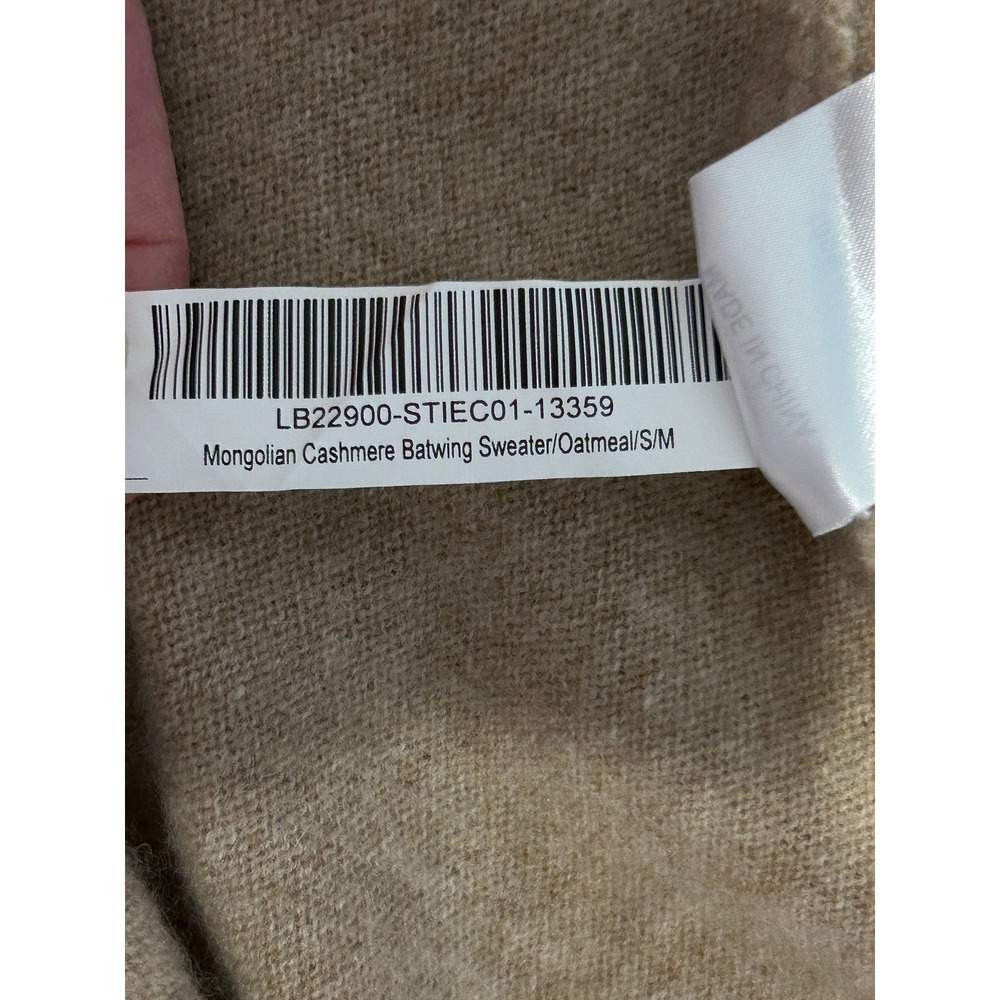 Quince Sweater Sz S/M Oatmeal Mongolian Cashmere Batwing Quiet Luxury Minimalist - Picture 8 of 9